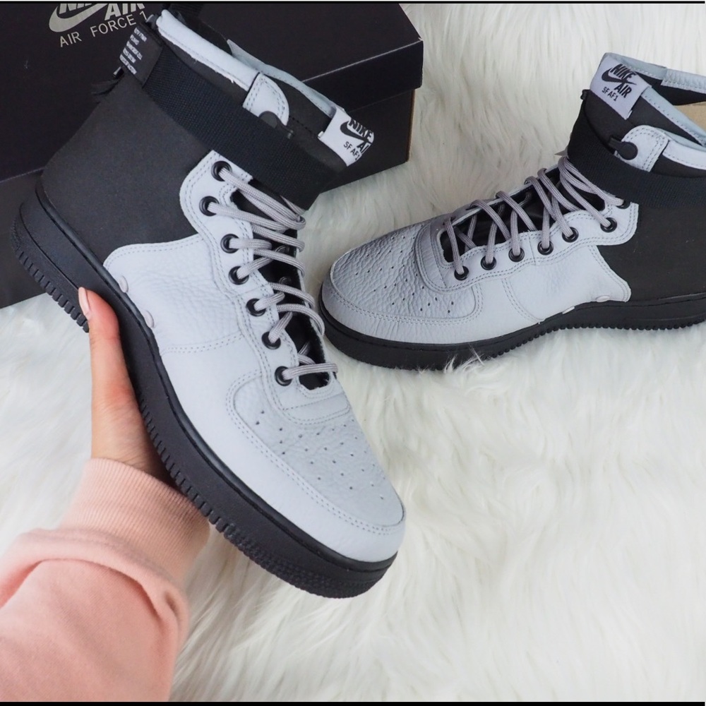 Nike SF Air Force 1 Mid